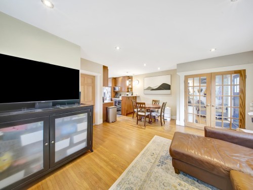 2770 5Th Avenue W, Vancouver, BC 