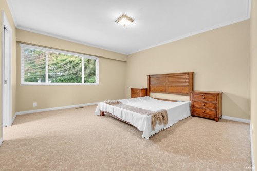 2056 29Th Avenue W, Vancouver, BC 