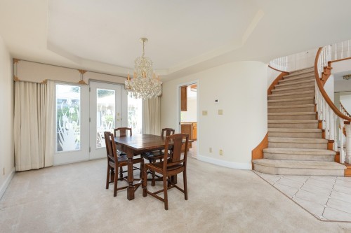 912 Fifth Street, New Westminster, BC 