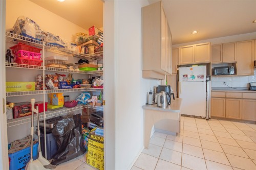 1645 Pinetree Way, Coquitlam, BC 