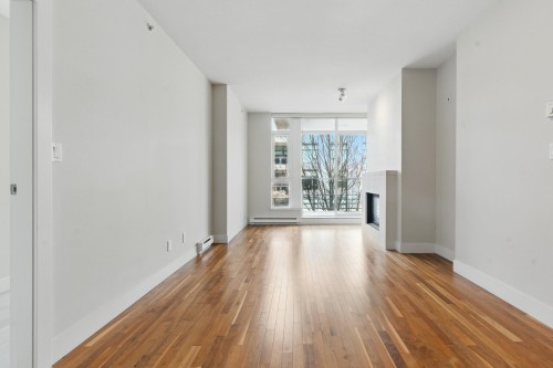 305-6080 Iona Drive, Vancouver, BC 