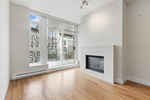 305-6080 Iona Drive, Vancouver, BC 