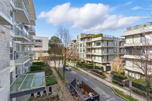 305-6080 Iona Drive, Vancouver, BC 