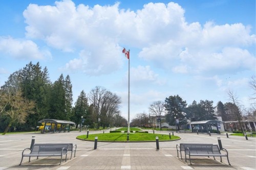 305-6080 Iona Drive, Vancouver, BC 