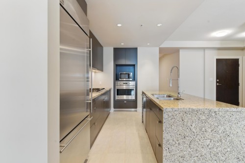 305-6080 Iona Drive, Vancouver, BC 