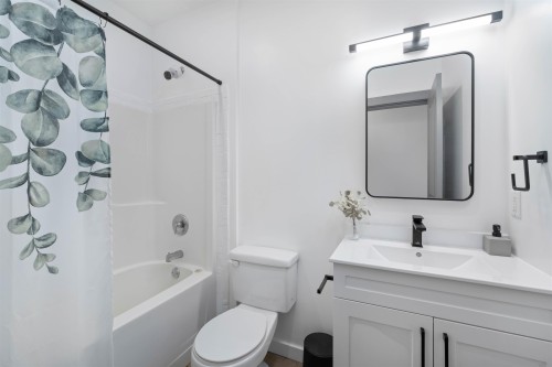 207-1411 Portage Road, Pemberton, BC 