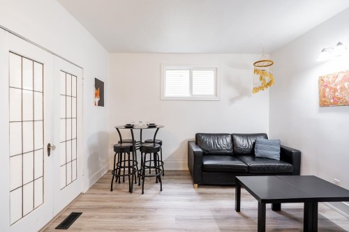 1620 Mclean Drive, Vancouver, BC 