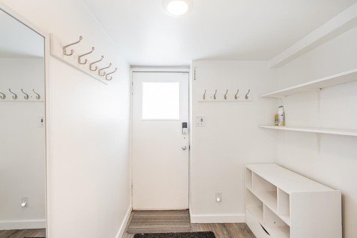 1620 Mclean Drive, Vancouver, BC 