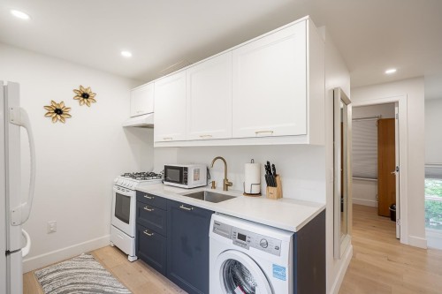 1620 Mclean Drive, Vancouver, BC 