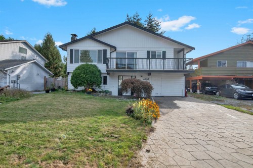 21028 119 Avenue  Maple Ridge, BC V2X 7N7