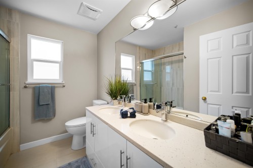 248 59Th Avenue E, Vancouver, BC 