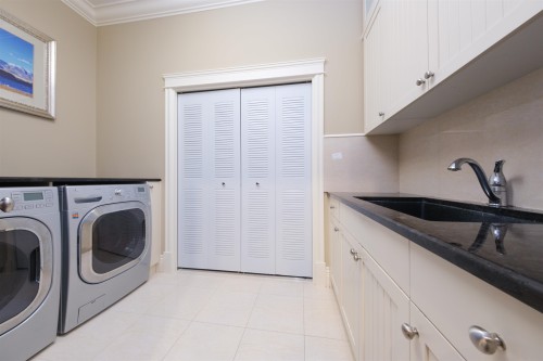 2769 49Th Avenue W, Vancouver, BC 