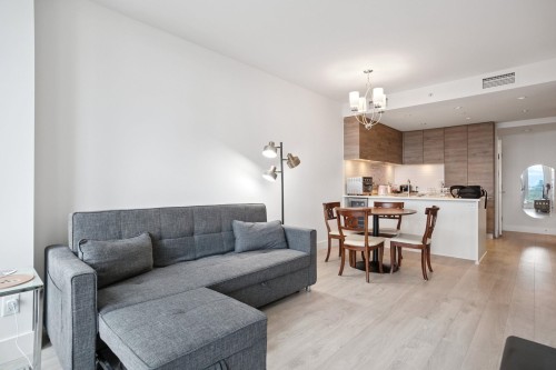 1411-7358 Edmonds Street, Burnaby, BC 