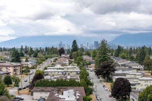 1411-7358 Edmonds Street, Burnaby, BC 