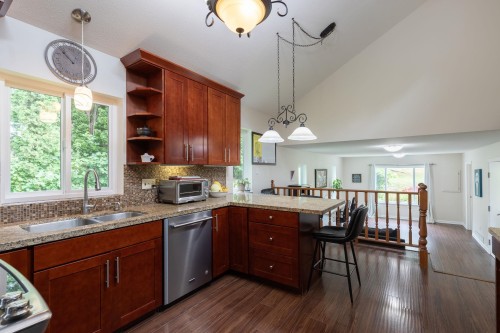 13055 238 Street, Maple Ridge, BC 