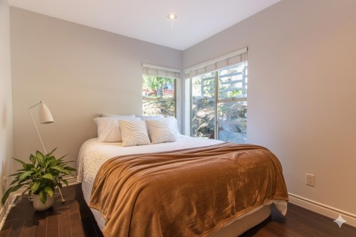 302-3050 Hillcrest Drive, Whistler, BC 