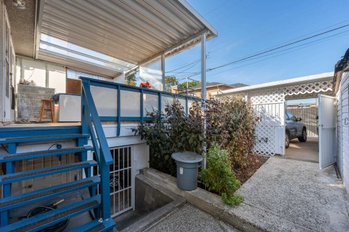 1465 49Th Avenue E, Vancouver, BC 