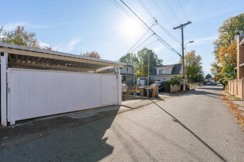 1465 49Th Avenue E, Vancouver, BC 