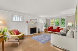 3141 39th Avenue W Vancouver, BC V6N 2Z7