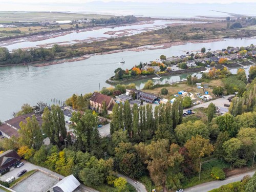 7520 Balaclava Street, Vancouver, BC 