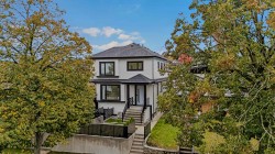 2-585 E 60th Avenue  Vancouver, BC V5X 2A2