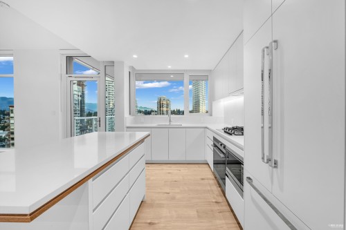 1602-720 Farrow Street, Coquitlam, BC 