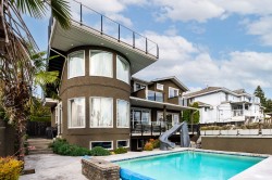 5290 Pandora Street  Burnaby, BC V5B 1L6