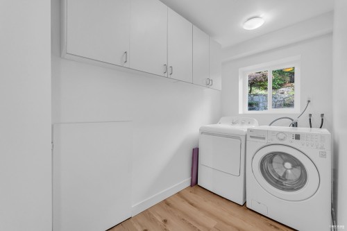 1910 27Th Street, West Vancouver, BC 