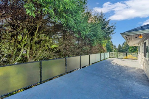 1910 27Th Street, West Vancouver, BC 