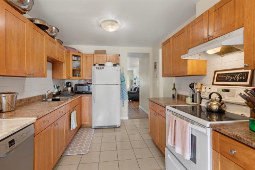 3423 Edinburgh Street, Port Coquitlam, BC 