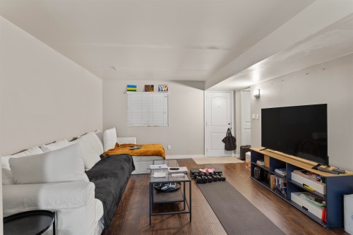 3423 Edinburgh Street, Port Coquitlam, BC 