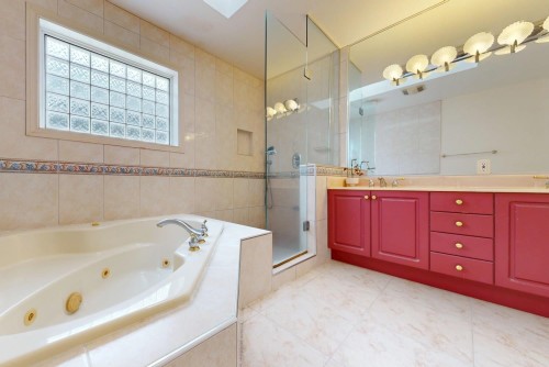 1926 62Nd Avenue W, Vancouver, BC 