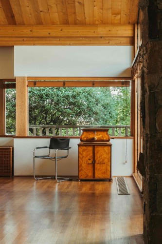 370-374 Smugglers Cove Road, Bowen Island, BC 