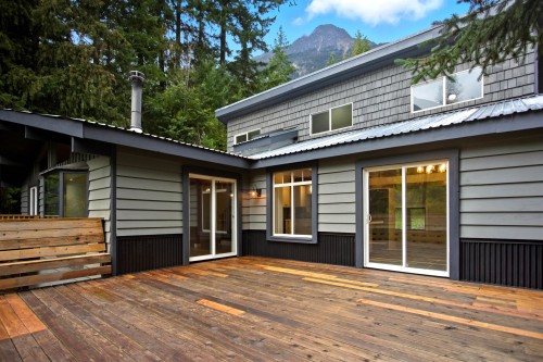 9257 Pemberton Portage Road, Pemberton, BC 