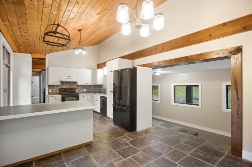 9257 Pemberton Portage Road, Pemberton, BC 