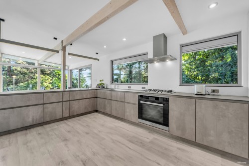 4138 Burkehill Road, West Vancouver, BC 