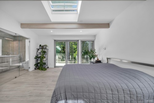 4138 Burkehill Road, West Vancouver, BC 