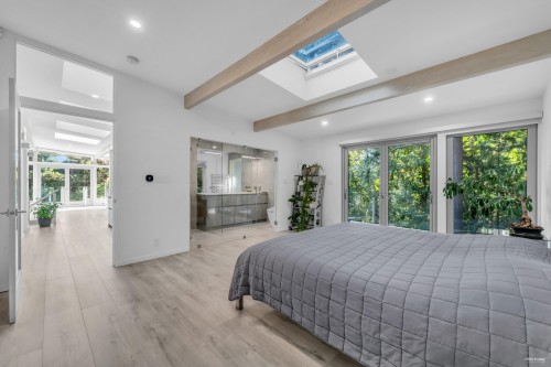 4138 Burkehill Road, West Vancouver, BC 