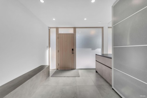 4138 Burkehill Road, West Vancouver, BC 