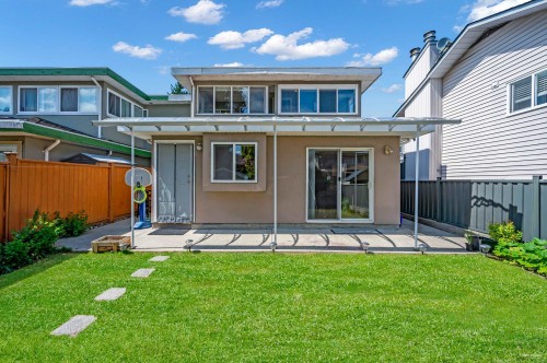 7222 16th Avenue  Burnaby, BC V3N 1N5