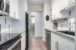 303-2004 Fullerton Avenue  North Vancouver, BC V7P 3G8