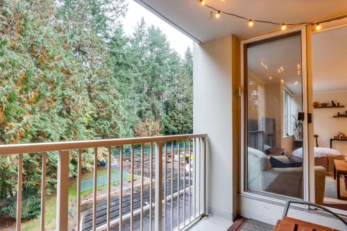 303-2004 Fullerton Avenue, North Vancouver, BC 