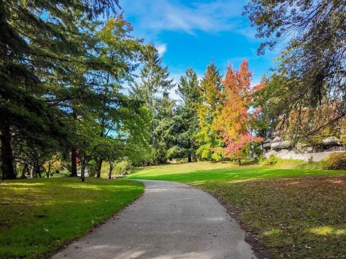 3988 Parkway Drive, Vancouver, BC 