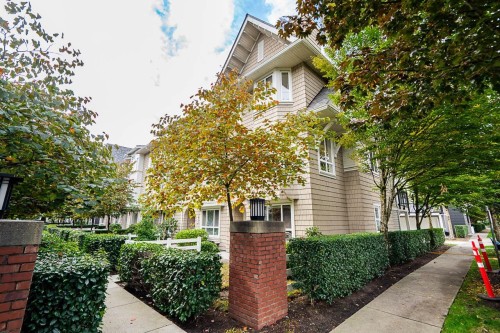 40-2418 Avon Place  Port Coquitlam, BC V3B 0C7