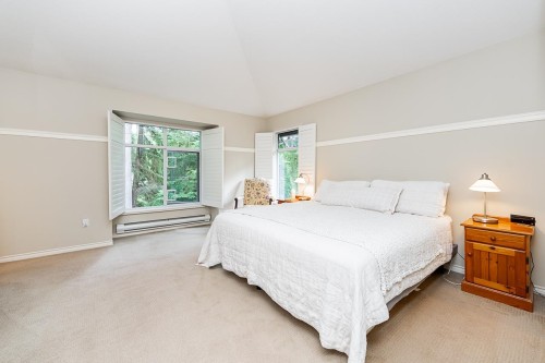 1174 Strathaven Drive, North Vancouver, BC 