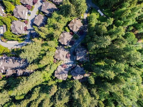 1174 Strathaven Drive, North Vancouver, BC 