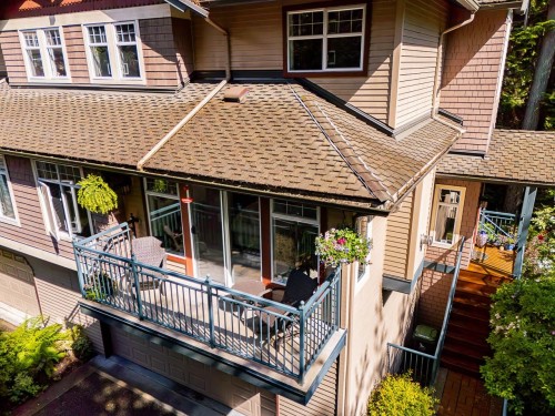 1174 Strathaven Drive, North Vancouver, BC 