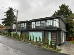5625 Woodsworth Street  Burnaby, BC V5G 3P6