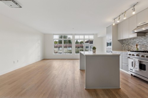 306-4355 10Th Avenue W, Vancouver, BC 