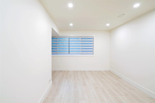 2078 Springer Avenue, Burnaby, BC 